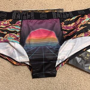 Women's Retro Sunset Panties - Multicolor